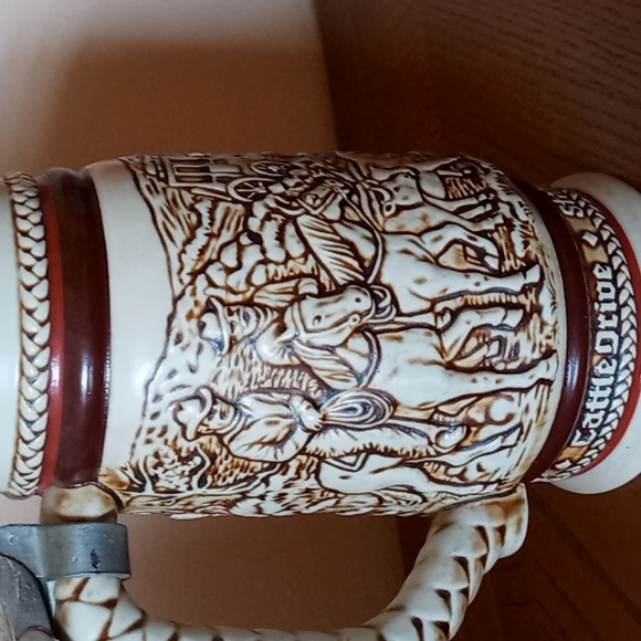 1980 Avon Out West Beer Stein - Picture 7 of 10